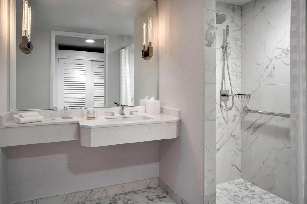 Hotel Renaissance Baltimore Harborplace Imagen 8